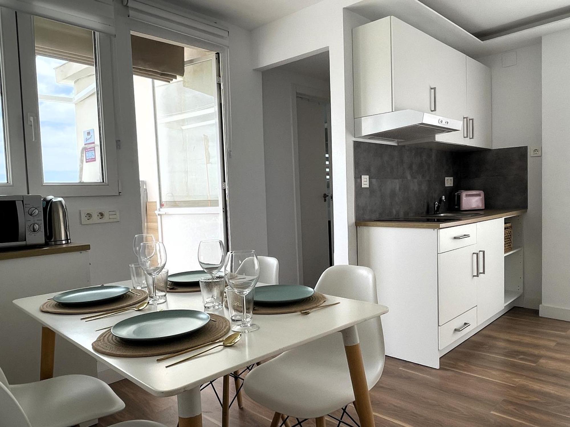 טורמולינוס Apartamento Calma Carihuela Beach - 10 Metros De La Playa מראה חיצוני תמונה